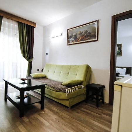 Apartmani Centar Куманово Екстер'єр фото