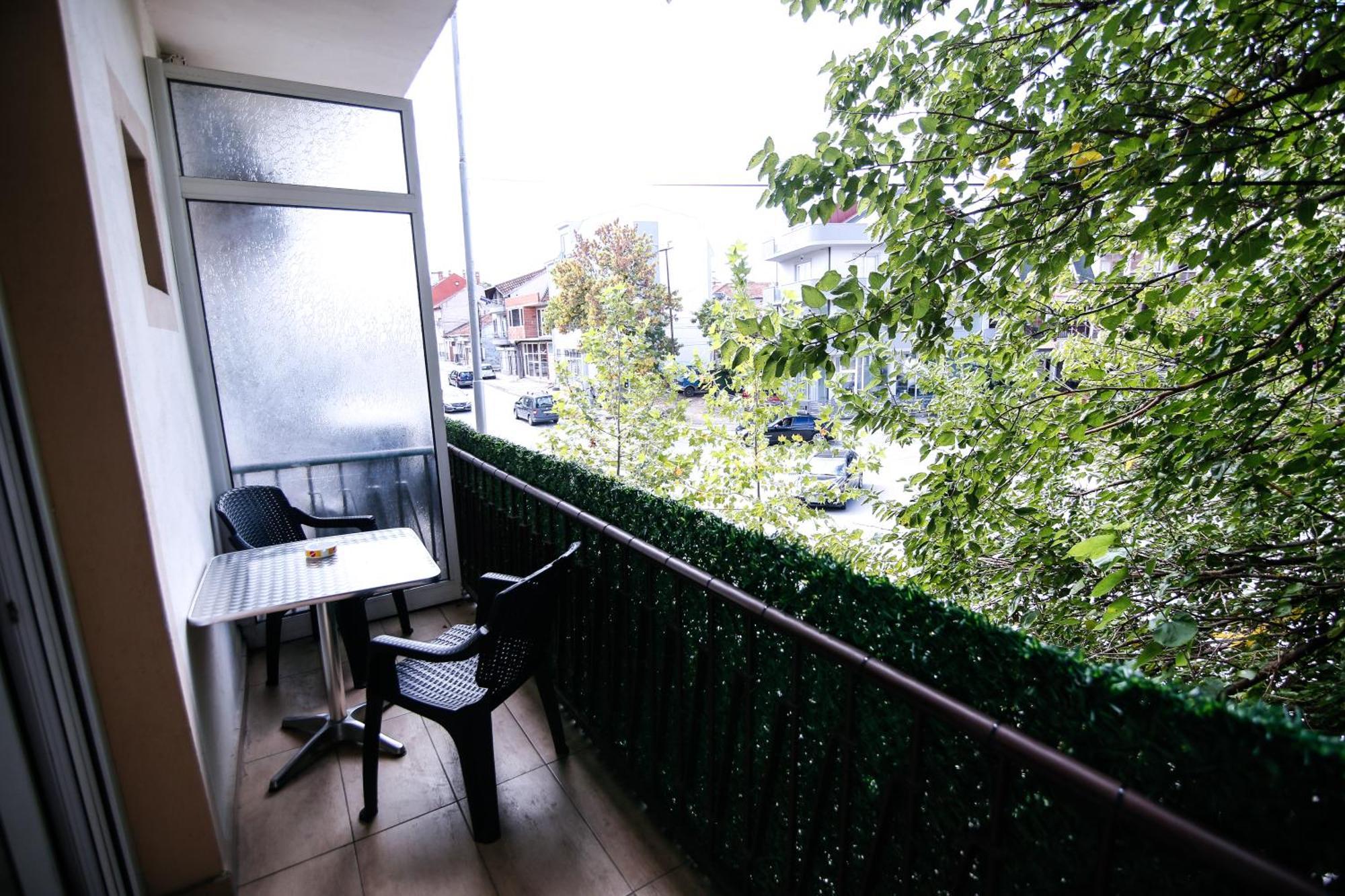 Apartmani Centar Куманово Екстер'єр фото