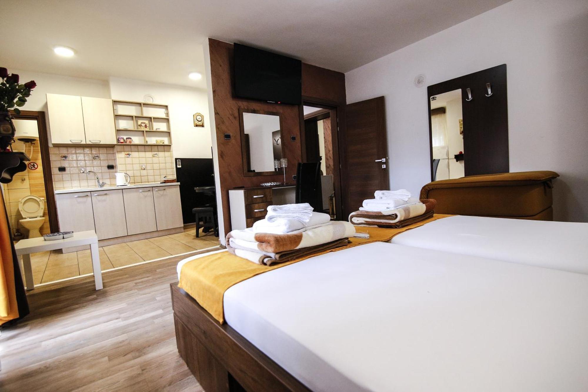 Apartmani Centar Куманово Екстер'єр фото